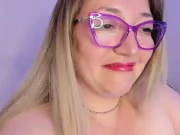 Chaturbate Sex Chat of naty__mature_