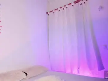Chaturbate Live Sex Cam of adara_evanss