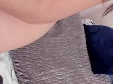 Chaturbate Live Sex of halie728