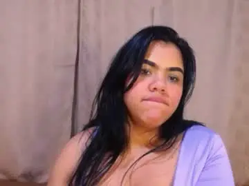 Chaturbate Live Sex Cam of honeypussy3021