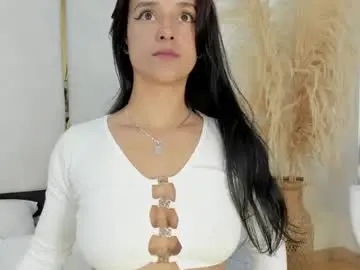Chaturbate Live Sex Cam of madeline_jhones
