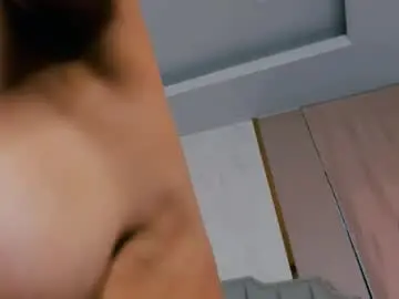 Chaturbate Live Porn of juliamillss