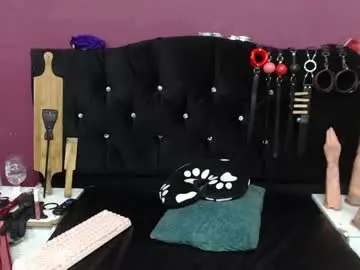 Chaturbate Live Sex Cam of littlesophie_dbs