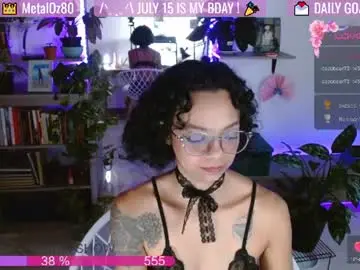 Chaturbate Nude Webcam of sweet_bluee