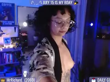 Chaturbate Sex Cam of sweet_bluee