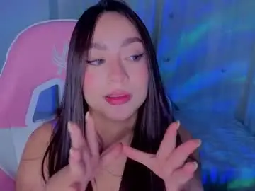 Chaturbate Live Sex Cam of lyavalmont