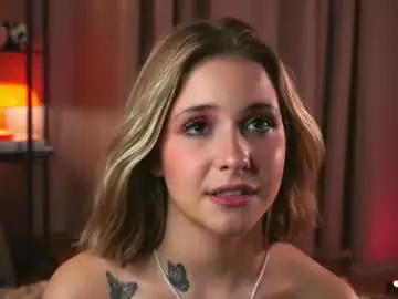 Chaturbate Free Porn Cam of ceceliapidcock