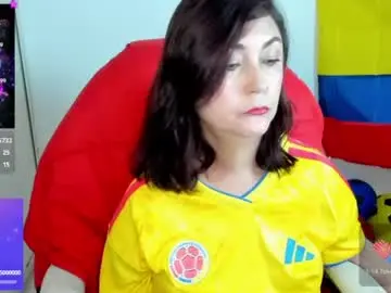 Chaturbate Live Sex Cam of danielahot2