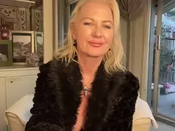 Chaturbate Live Sex of gl1tter_barbie