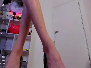 Chaturbate Live Sex Cam of evaa_coy