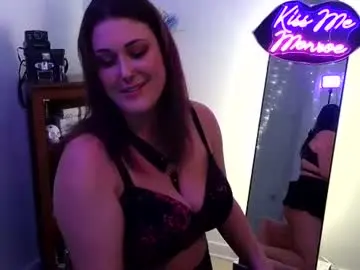 Chaturbate Free Live Porn of kiss_me_monroe