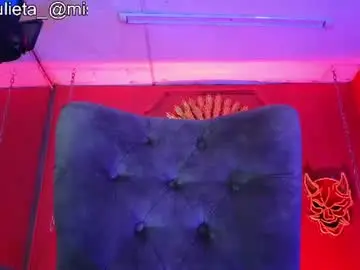 Chaturbate Sex Cam of julieta_russell