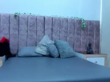 Chaturbate Adult Video Chat of miia_rogers