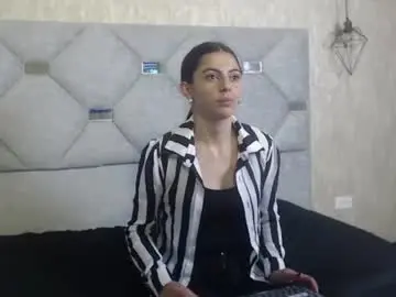 Chaturbate Live Porn of valeriamoon_3101