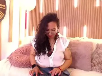 Chaturbate Live Sex Cam of velvet_curly