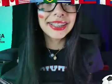 Chaturbate Sex Chat of yungelitamor_