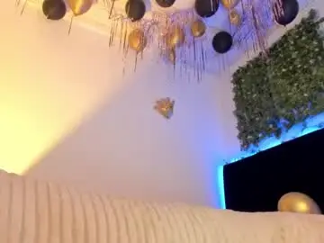 Chaturbate Live Porn of flylia_