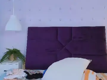 Chaturbate Adult Webcam of sirenyrouss