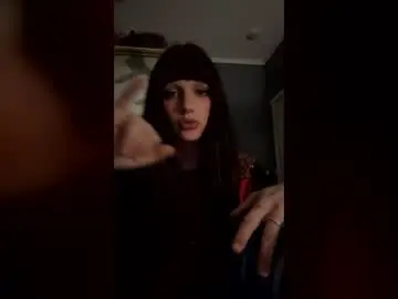 Chaturbate Live Sex Cam of kittyyy4