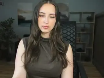 Chaturbate Live Sex Cam of effy_royse