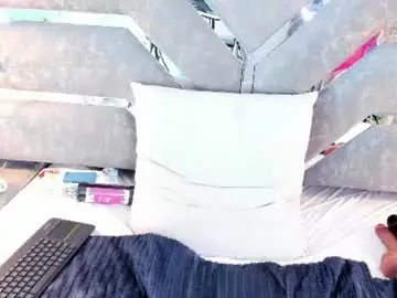 Chaturbate Best live sex cam show of slut_milf_