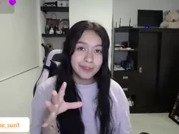 Chaturbate Live Sex Cam of elaine_sun