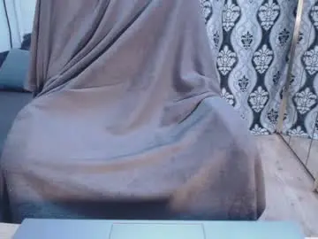 Chaturbate Live Sex Cam of nicky_38hhugetits