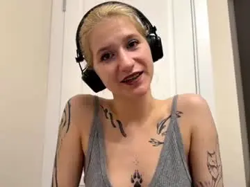 Chaturbate Free Porn Cam of cleopatralewey