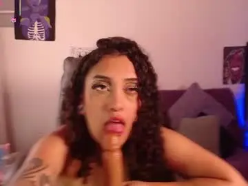 Chaturbate Adult Webcams of cata_greenn