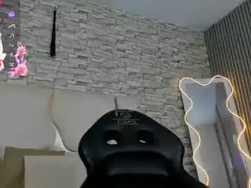 Chaturbate Nude Webcam of yenn_tay