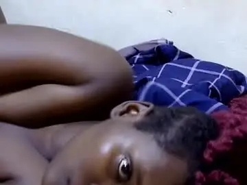 Chaturbate Free Live Porn of curvy_queen12