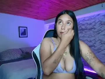 Chaturbate Adult Webcams of roose_icamila