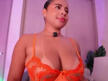 Chaturbate Sex Chat of emiily_bell