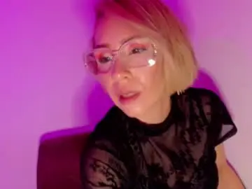Chaturbate Free Porn Cam of goldengirlrose