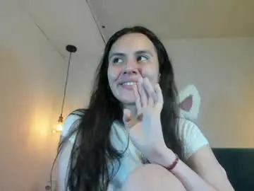 Chaturbate Free Live Porn of honeybuu_
