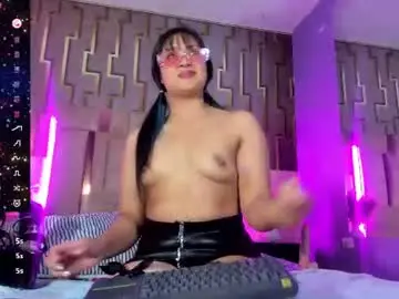 Chaturbate Best live sex cam show of adhara_ruiz