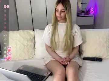 Chaturbate Nude Webcam of arielarlt