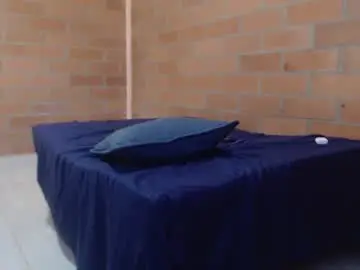 Chaturbate Live Sex Cam of montserrat_jay