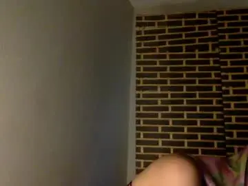 Chaturbate Free Porn Cam of makeouthilldani
