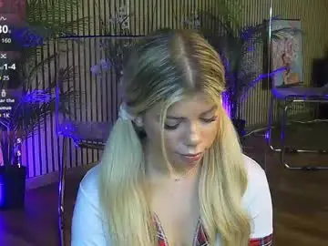 Chaturbate Live Sex Cam of miriambllue