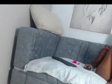 Chaturbate Live Porn of queen_adhara