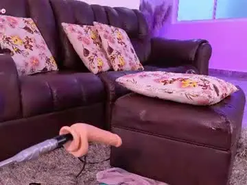 Chaturbate Sex Chat of lara_giraldo