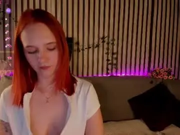 Chaturbate Live Sex Cam of casey_sweeet