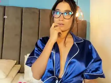 Chaturbate Adult Webcam of luna_honey9