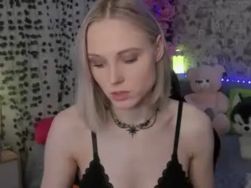Chaturbate Sex Cam of gina_lovelyy
