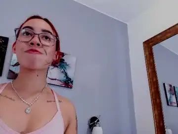 Chaturbate Live Sex Cam of estrella_duran