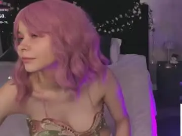 Chaturbate Live Sex Cam of lune_fallenstar
