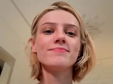Chaturbate Best live sex cam show of evangel111