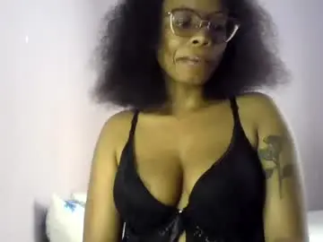 Chaturbate Sex Cam of lola_coco
