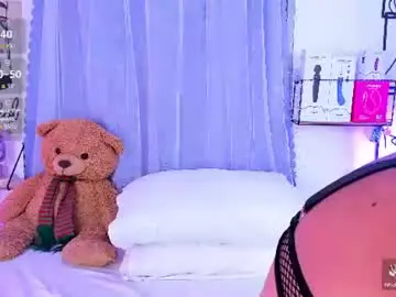 Chaturbate Live Sex Cam of mari_sweett